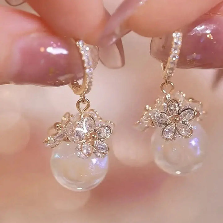 Simulation Pearl Long Earrings – Women's Flower Rhinestone Wedding Pendant Earrings - JS District